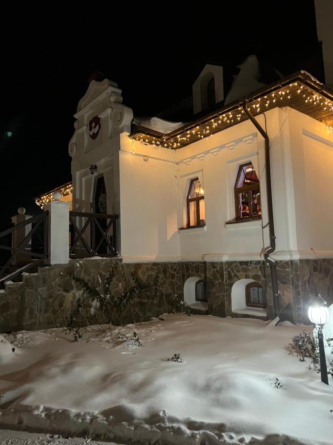 Готельний Комплекс Трапезна Subbotiv Exterior photo